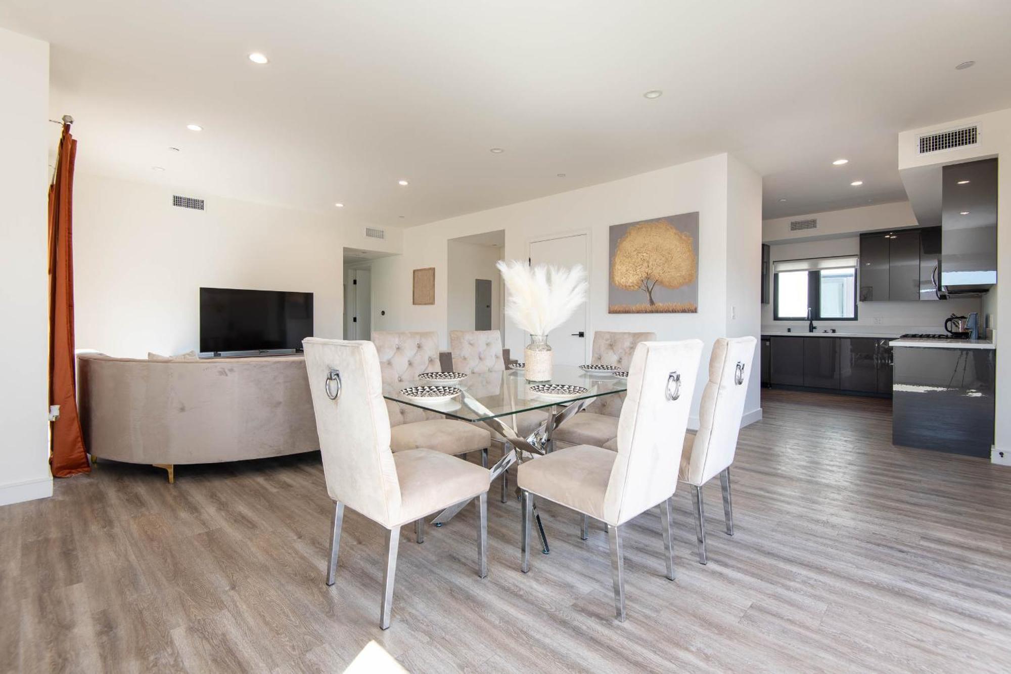 غلينديل، كاليفورنيا Regency Modern Apartments المظهر الخارجي الصورة