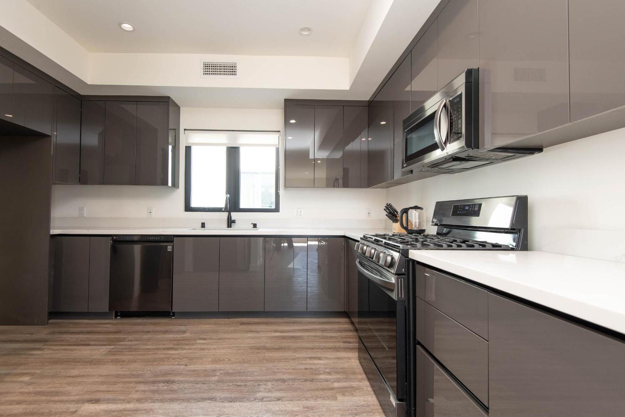 غلينديل، كاليفورنيا Regency Modern Apartments المظهر الخارجي الصورة