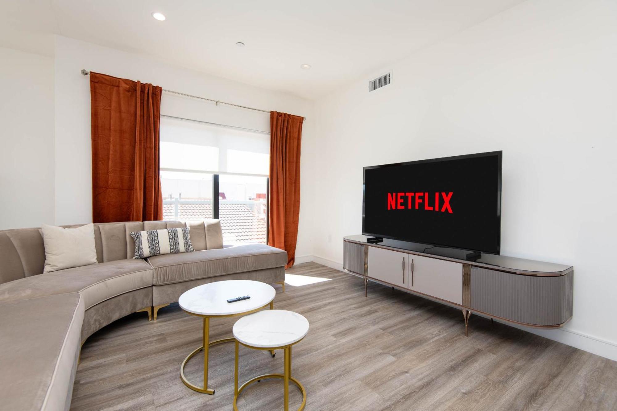 غلينديل، كاليفورنيا Regency Modern Apartments المظهر الخارجي الصورة